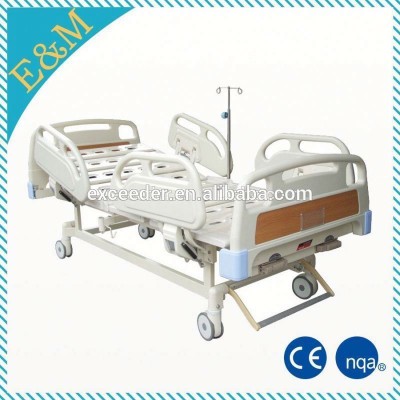 EMB-44 Customized low price Luxurious Hospital Bed with Double Revolving Levers